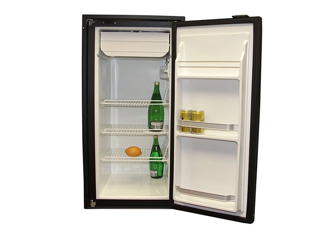 Réfrigérateur NovaKool_R4200 (12-24 volts) 4.3 pi³ (122 L)
