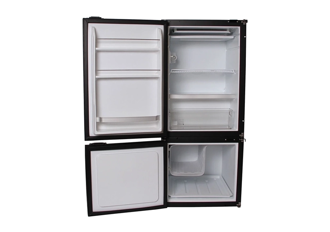 Réfrigérateur NovaKool_RFU6200 (12-24 volts) 6 pi³